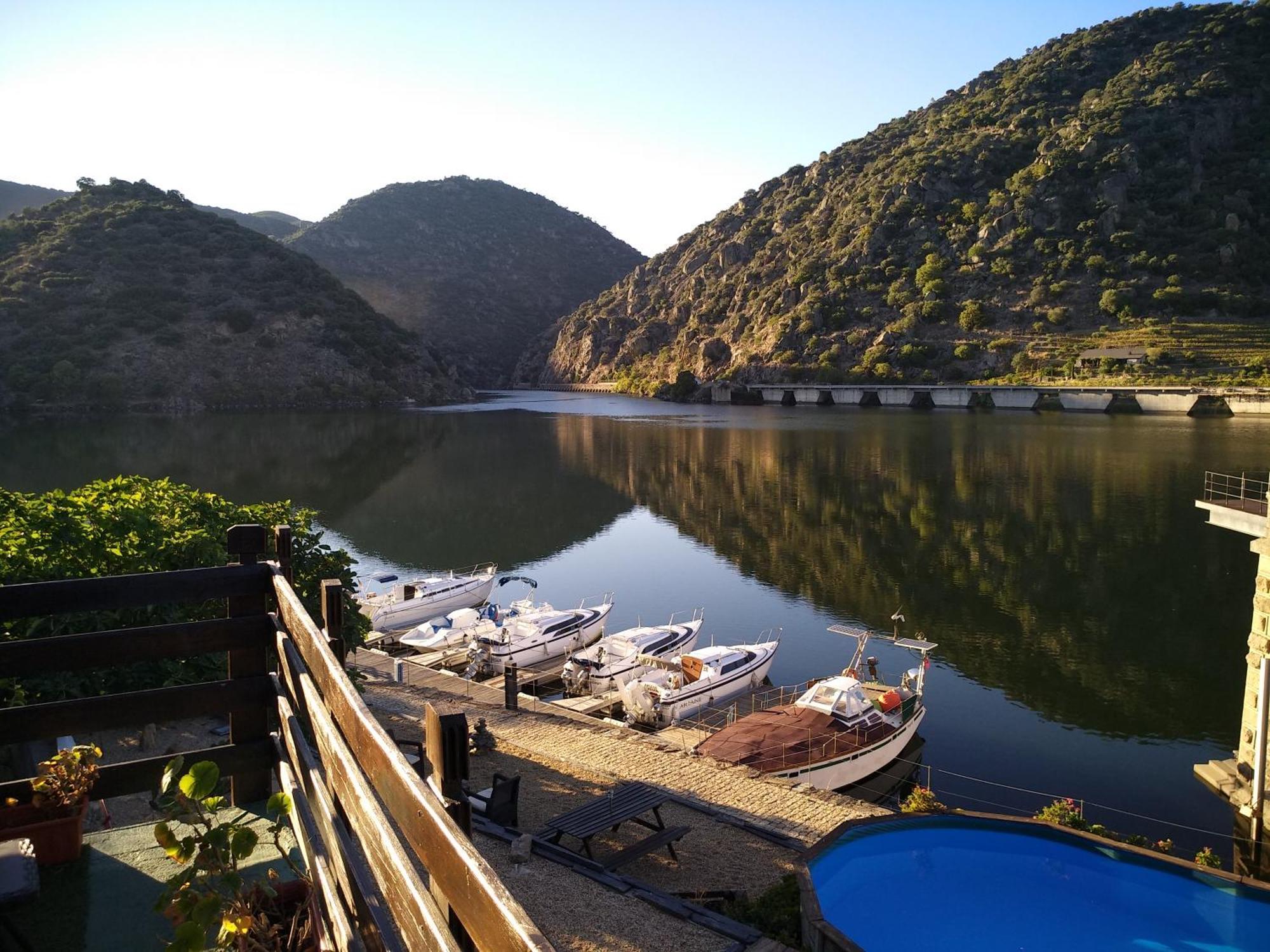 Douro Yacht Charter & Bungalows São João da Pesqueira Kültér fotó