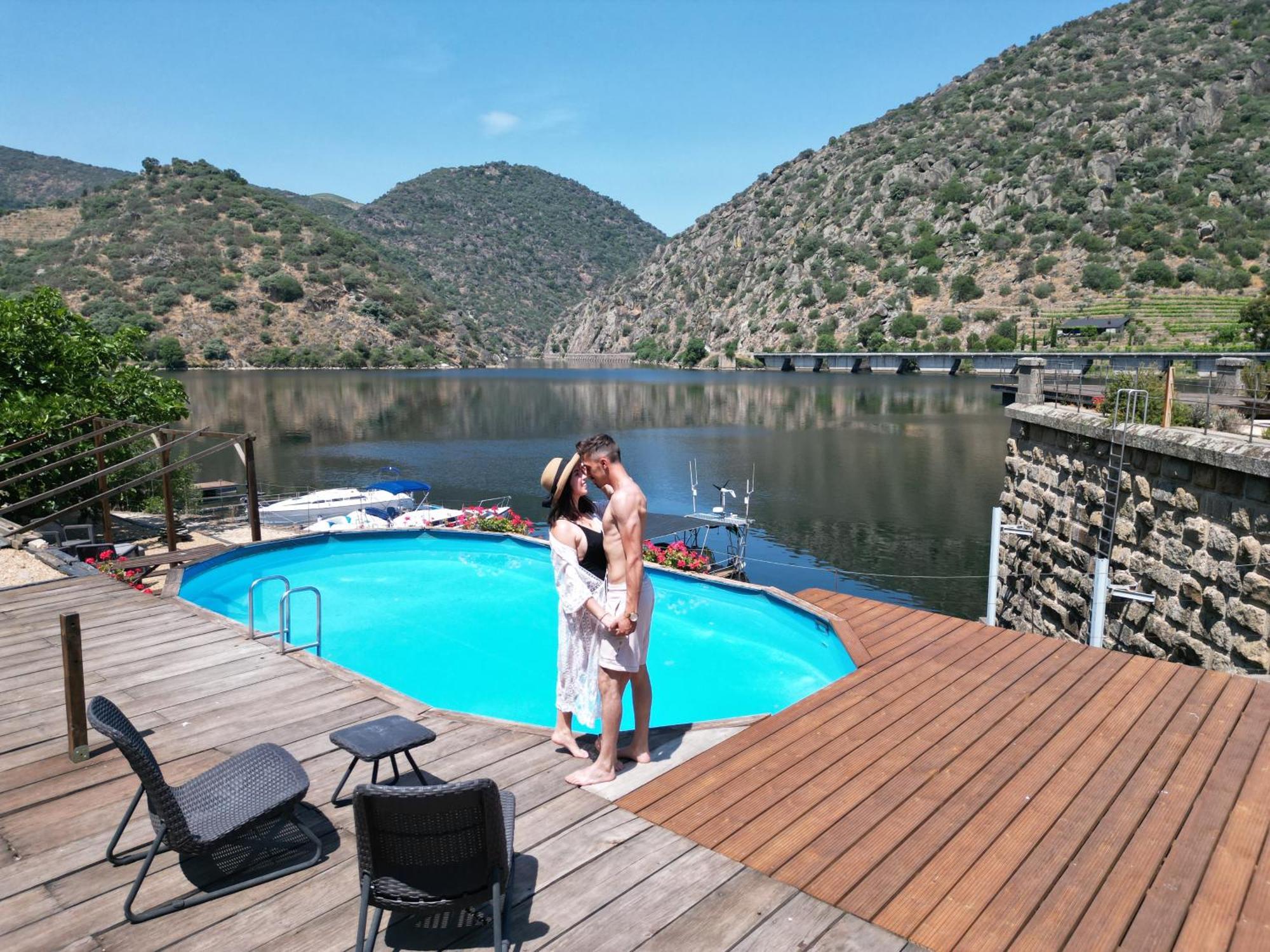 Douro Yacht Charter & Bungalows São João da Pesqueira Kültér fotó