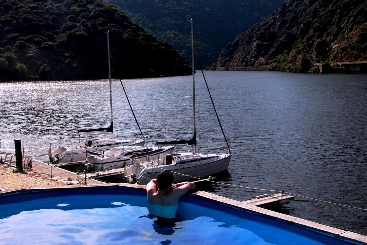 Douro Yacht Charter & Bungalows São João da Pesqueira Kültér fotó
